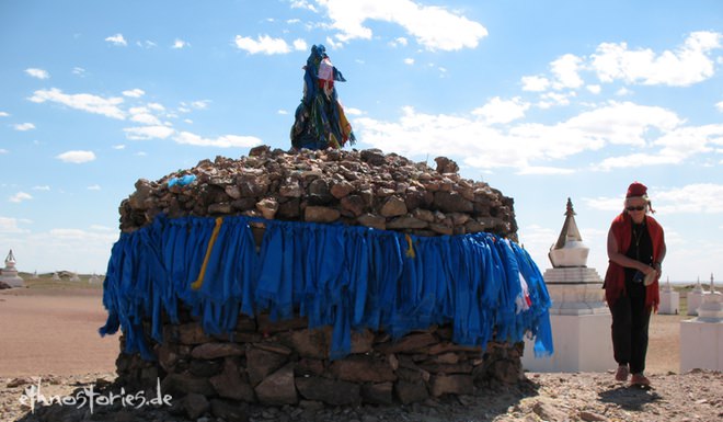 Artikelfoto: In die Mongolei reisen - Ovoo, Wüste Gobi